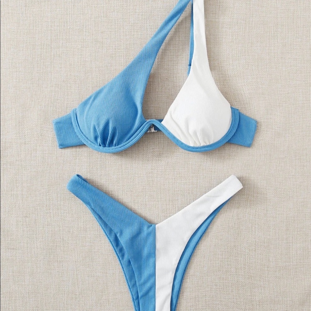 Bikini
